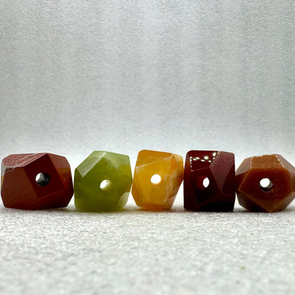 Colgantes minerales varios - MUNAY MINERALES MALLORCA