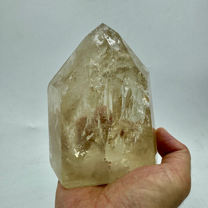 Citrino natural pulido 1,6 kg.