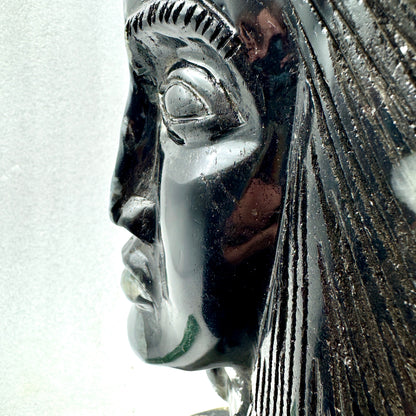 Esmeralda talla indígena 13,1 kg.