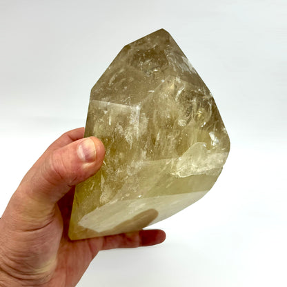 Citrino natural pulido 3 kg.