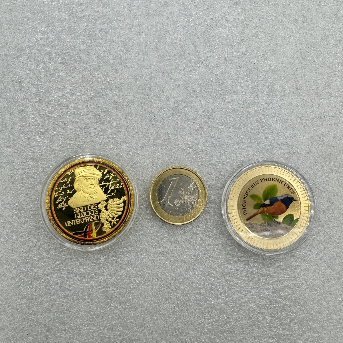 Medallas de cobre dorado color oro coleccionables Munay Minerales Mallorca