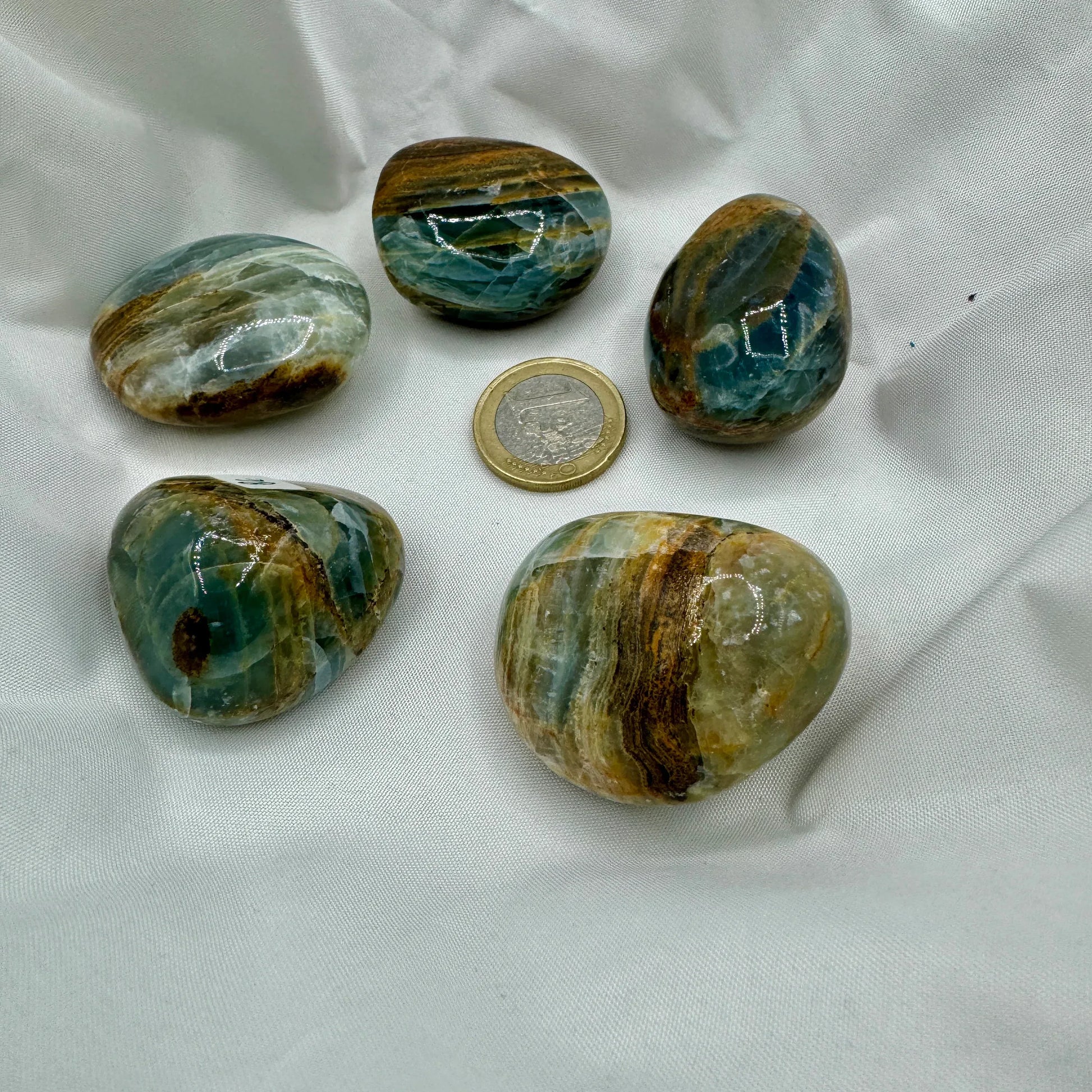 Ónix azul cielo rodado grande - Munay Minerales Palma de Mallorca Spain 