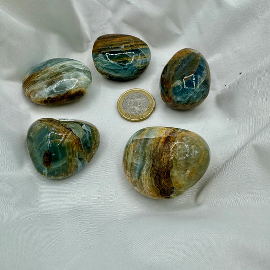 Ónix azul cielo rodado grande - Munay Minerales Palma de Mallorca Spain 