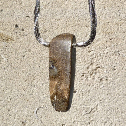 Ópalo boulder colgante en plata de ley