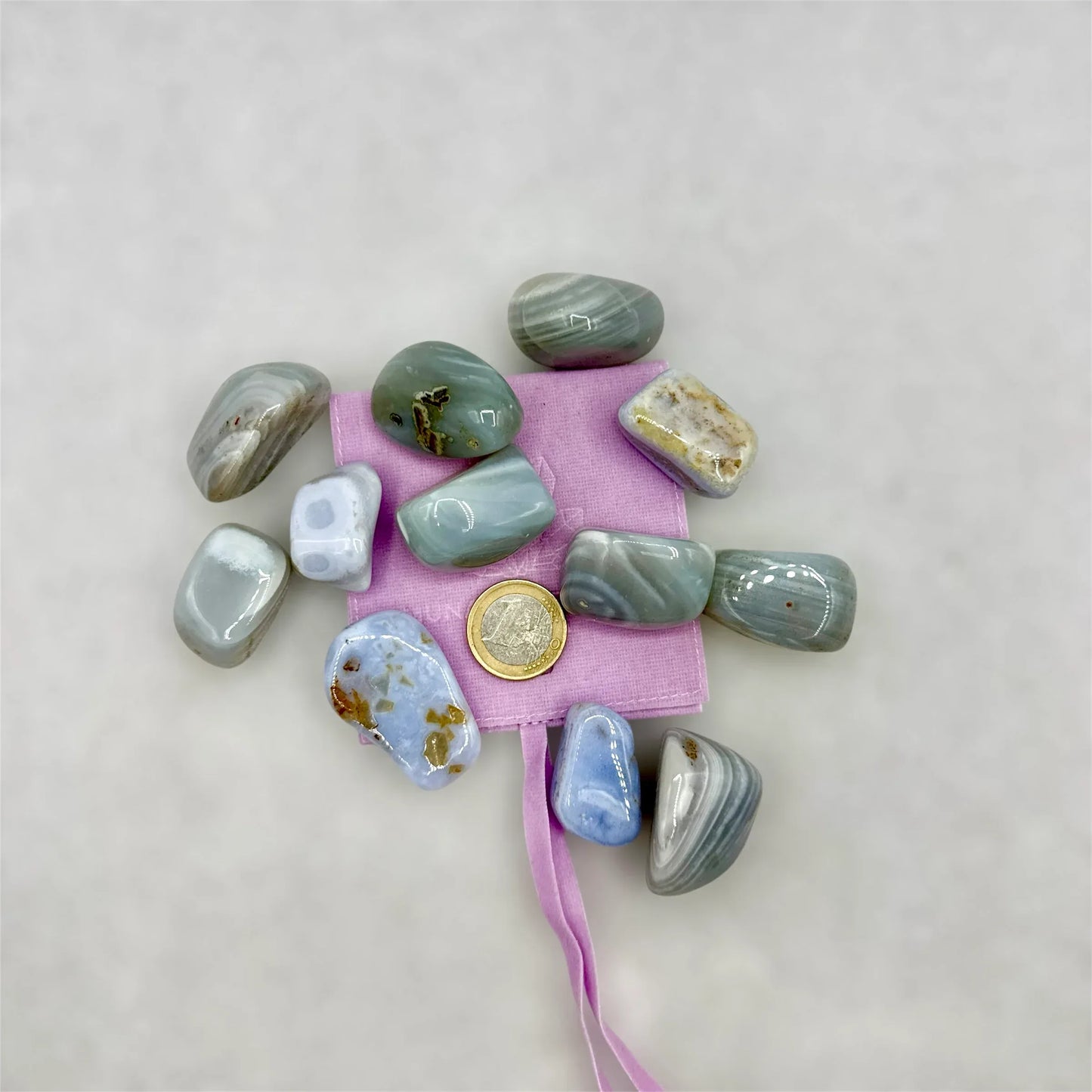 Ágata calcedonia de banda azul rodados grandes - Munay Minerales Palma de Mallorca Spain 