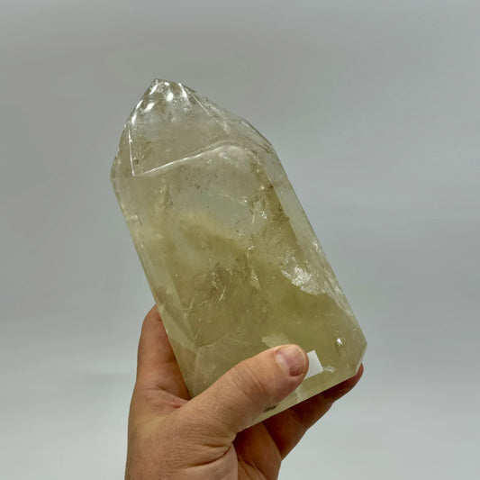 Citrino natural pulido 2 kg. Munay MInerales Mallorca - MUNAY MINERALES MALLORCA