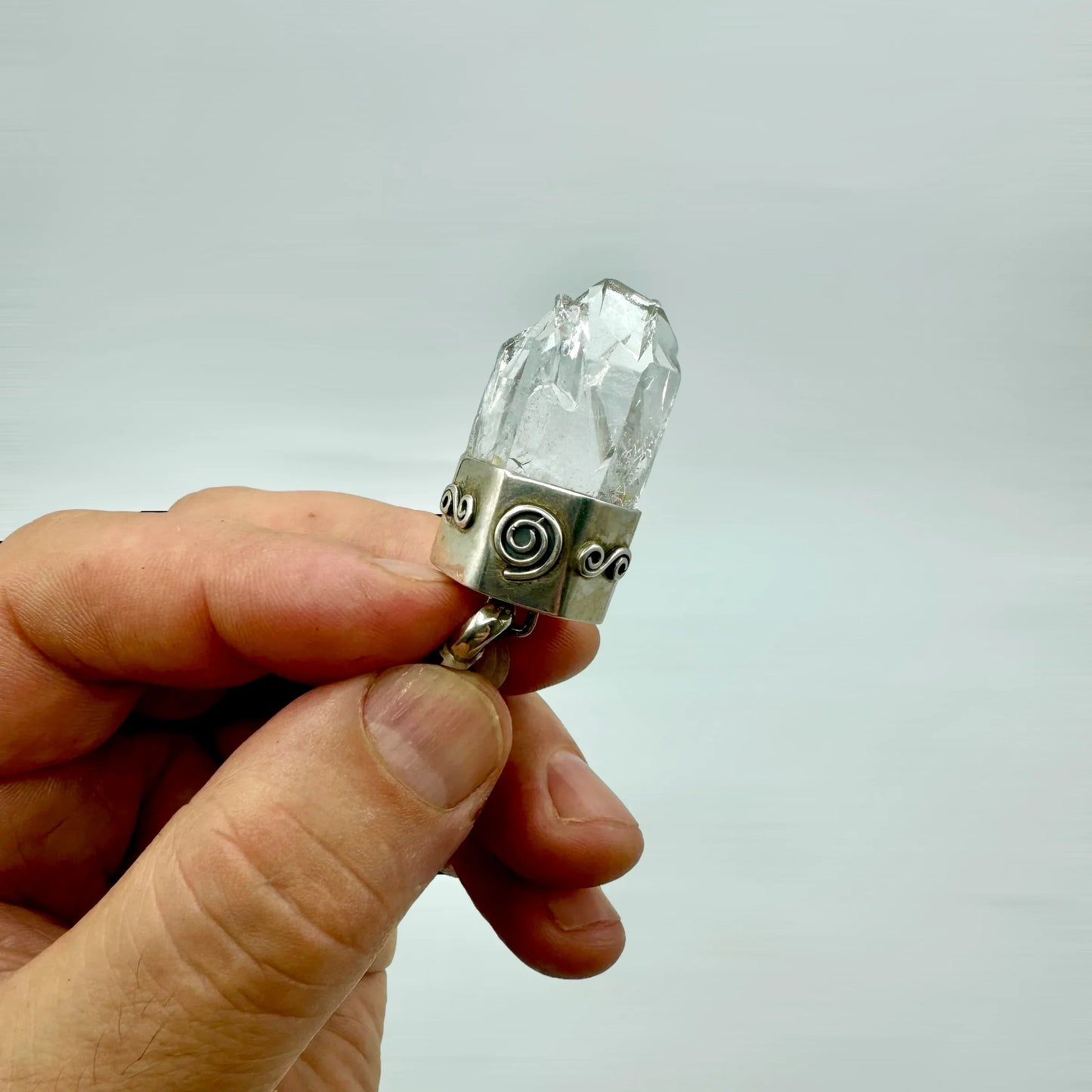 Cuarzo himalaya colgante en plata de ley - MUNAY MINERALES MALLORCA