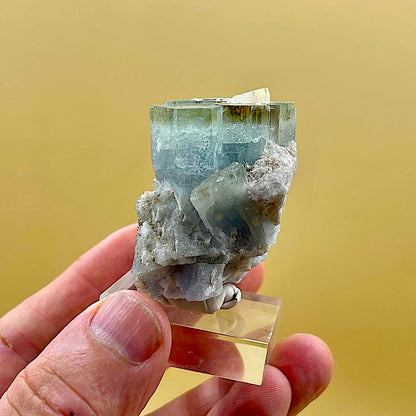 Aguamarina en matriz Munay Minerales Mallorca