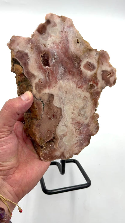 Amatista rodaja en base metálica 1,3 kg.