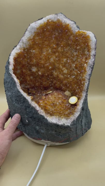 Citrine geode 19.8 kg. Munay Minerals Mallorca