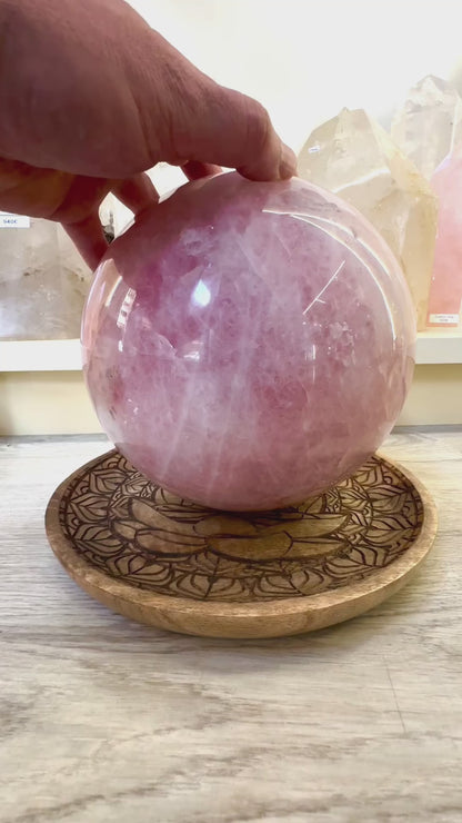 Cuarzo rosa esfera 20 cm. 11,4 kg.