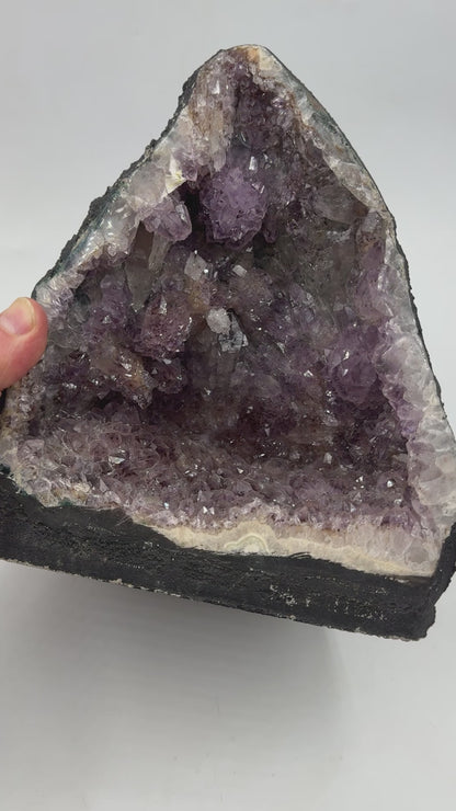 Geoda de amatista 4 kg. Munay Minerales Mallorca