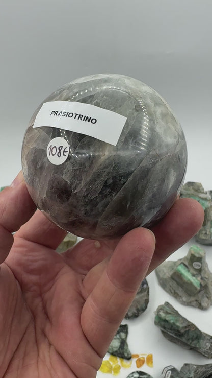 Prasiotrino esfera 8 cm. y 663 gr.