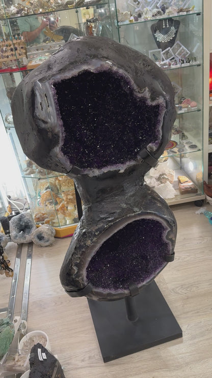 Geoda doble de amatista 164 kg. (Consultar precio)
