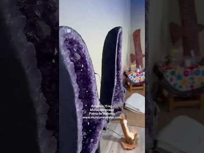 Geoda de amatista alas de ángel mariposa 75 kg. (Consultar precio)