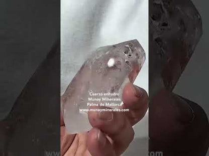 Cuarzo enhydro biterminado