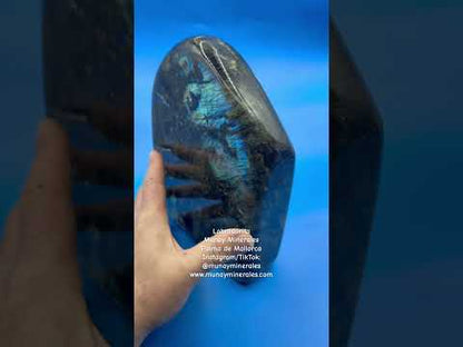 Polished labradorite 6.3 kg. Munay Minerals Mallorca
