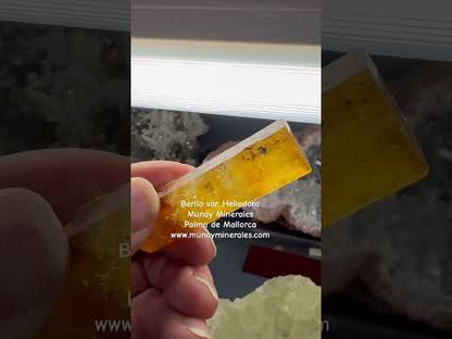 Berilo var. Heliodoro